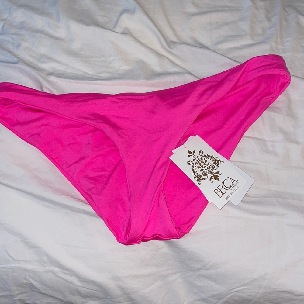 NWT - NEVER BEEN WORN - BECCA SWIM BIKINI BOTTOM
